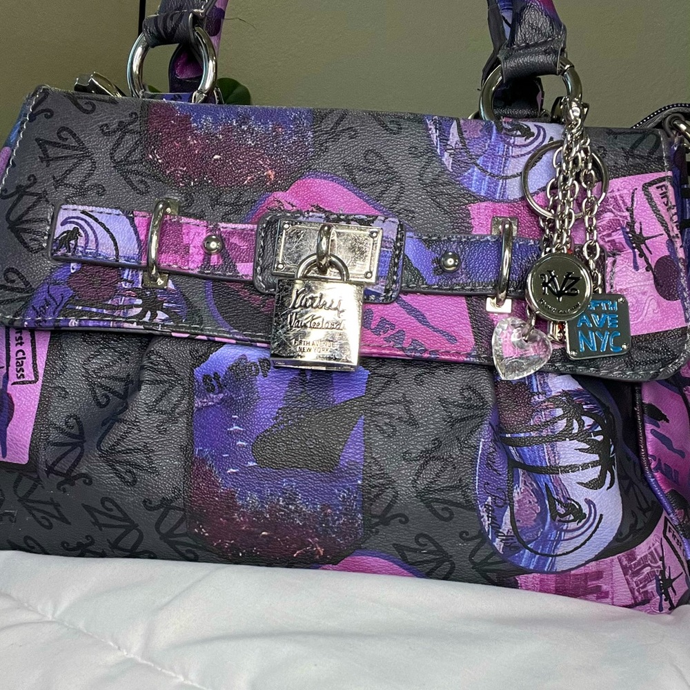 Purple purse, graphic, designer, artsy